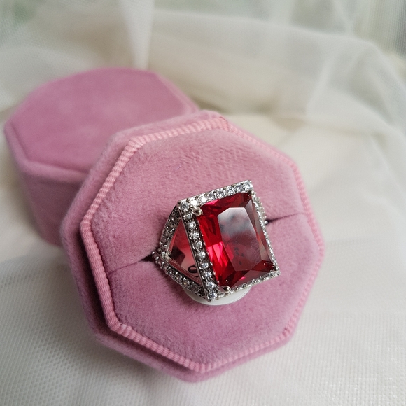 Swarovski Elements 925 Sterling Silver Emerald-cut Garnet Red Ring NEW - Picture 7 of 15